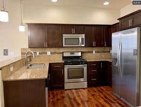 2115 201st Pl SE in Bothell, WA - Building Photo - Building Photo