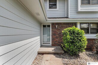 1611 S 168th Ave in Omaha, NE - Building Photo - Building Photo