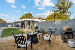 1701 W Mitchell Dr, Unit The Gregory in Phoenix, AZ - Building Photo