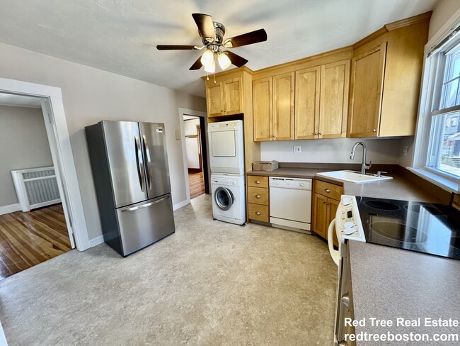 324 Beech St, Unit 2