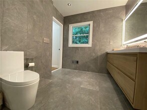 5810 Brookgreen Rd NE in Atlanta, GA - Building Photo - Building Photo