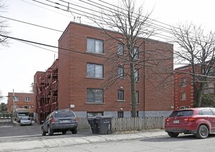 5000 Barclay in Montréal, QC - Building Photo - Building Photo