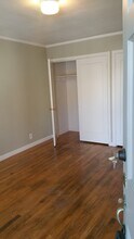 107 Southeast 80th Avenue, Unit 107 SE 80th in Portland, OR - Foto de edificio - Building Photo