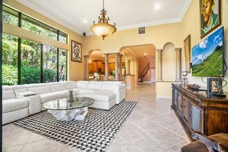 3483 Collonade Dr in Wellington, FL - Building Photo - Building Photo