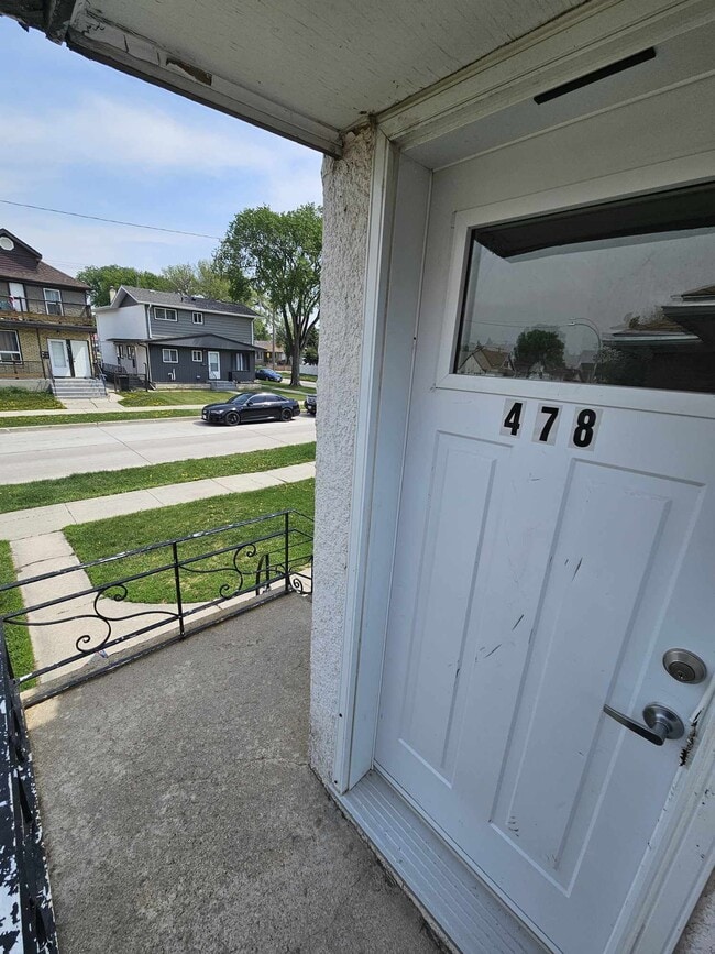 property at 476 Polson Ave