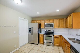 3205 Osprey Ln in West Palm Beach, FL - Building Photo - Building Photo