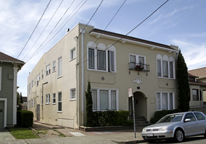 693 39th St Apartments