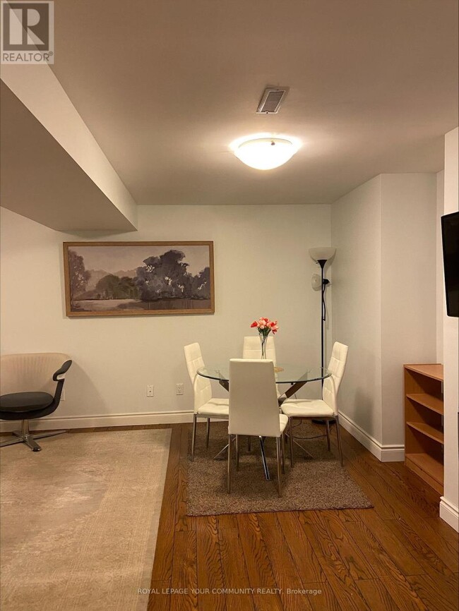 3993 Janice Dr in Mississauga, ON - Building Photo - Building Photo