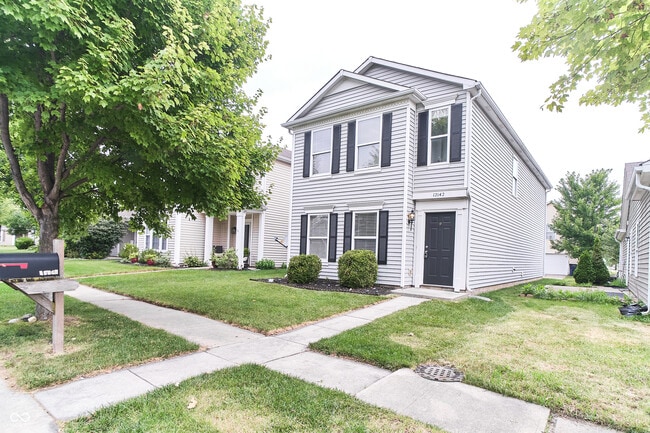 12142 Lindley Dr in Noblesville, IN - Building Photo - Building Photo