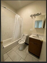 2225 Dwight Way, Unit #B in Berkeley, CA - Building Photo - Building Photo