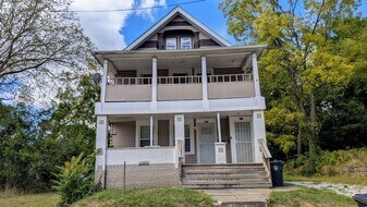 636-638 Fern St in Akron, OH - Building Photo