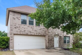 19716 San Chisolm Dr in Round Rock, TX - Foto de edificio - Building Photo
