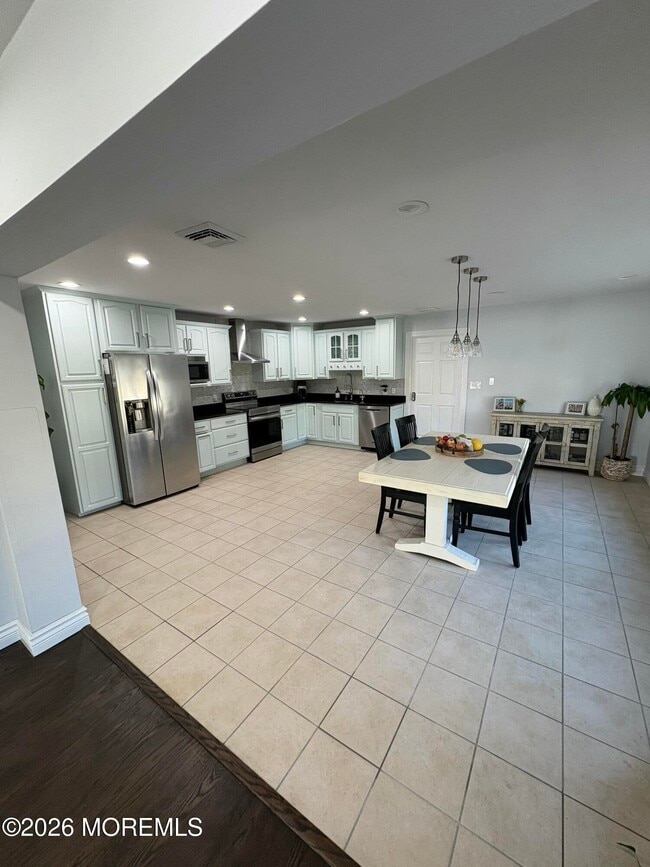 41 Brookwillow Ave in West Long Branch, NJ - Building Photo - Building Photo