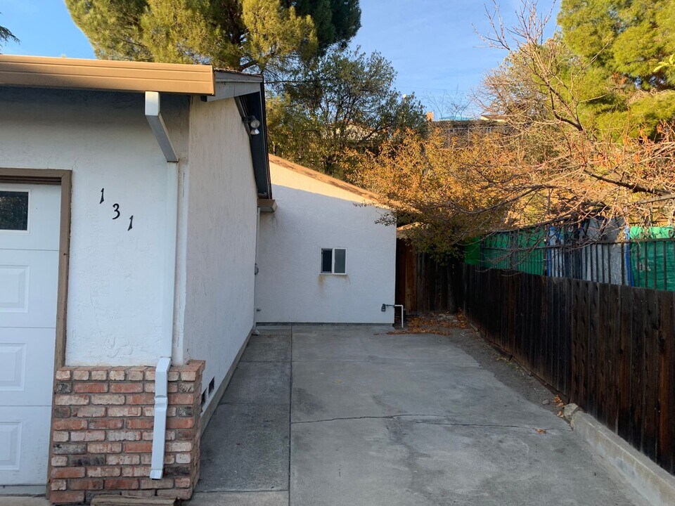 131 Nanimo Ct in Antioch, CA - Building Photo