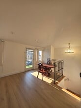 3837 215th St, Unit Fl 2 in Bayside, NY - Foto de edificio - Building Photo