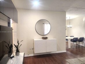 11220 NE 11th Pl in Biscayne Park, FL - Building Photo - Building Photo