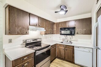 6800 E Tennessee Ave in Denver, CO - Building Photo - Building Photo