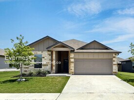 718 Freedom Cir in Nolanville, TX - Building Photo