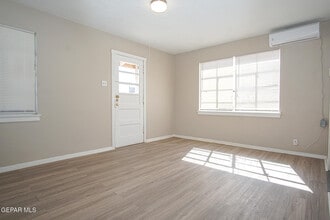 1309 Chadbourne St in El Paso, TX - Building Photo - Building Photo