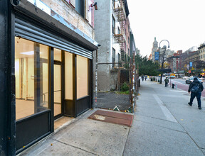 328-330 E 14th St in New York, NY - Building Photo - Building Photo