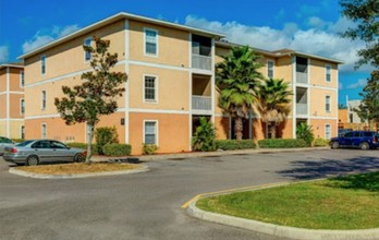 Palm Court in Tampa, FL - Foto de edificio - Building Photo