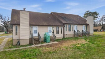 90 Park St in Chickamauga, GA - Building Photo