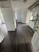 2336 Main St, Unit 9 aka 159 charles in Bridgeport, CT - Building Photo - Building Photo