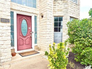 1407 Deer Ledge Trail in Cedar Park, TX - Building Photo - Building Photo
