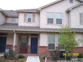 13528 Bristow Dawn in San Antonio, TX - Building Photo