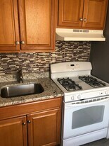 4101 Fernhill Ave, Unit 2W in Baltimore, MD - Building Photo