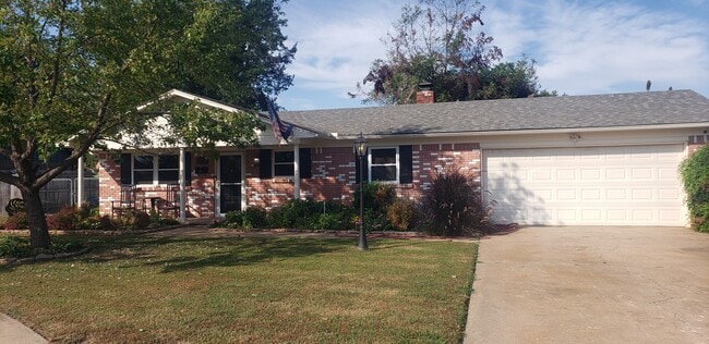 5734 S Madison Pl in Tulsa, OK - Building Photo - Building Photo