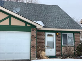 1818 Whitney Dr in Hanover Park, IL - Building Photo