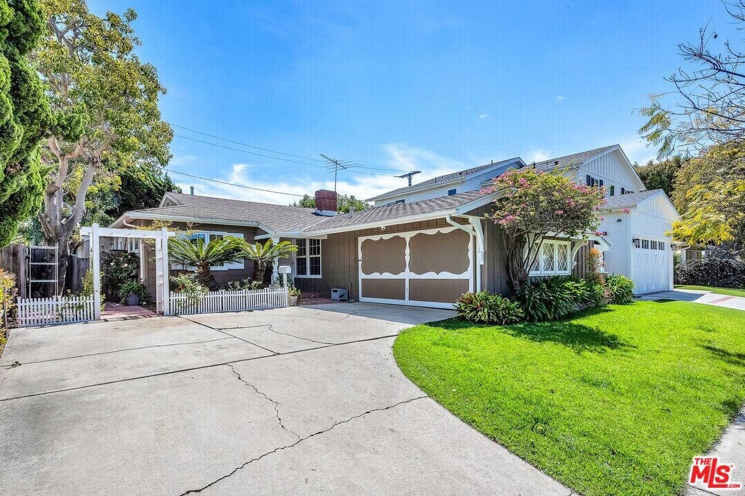 11118 Franklin Ave in Culver City, CA - Building Photo