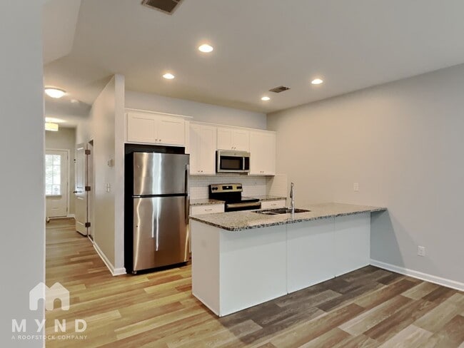 2909 Ridgeview Dr in Atlanta, GA - Building Photo - Building Photo