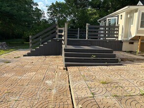 11104 Sunnyslope Dr in Kansas City, MO - Building Photo - Building Photo