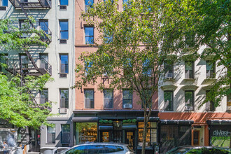 19 E 7th St in New York, NY - Building Photo - Building Photo