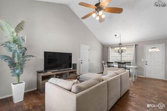 4902 Cypress Ave in Wichita Falls, TX - Building Photo - Building Photo