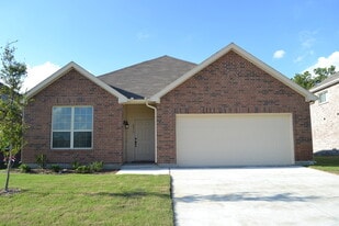 4413 Hummingbird Dr in Sherman, TX - Building Photo