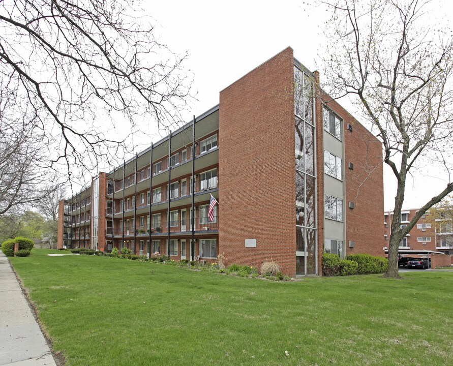 Babcock Cooperative in Royal Oak, MI - Building Photo