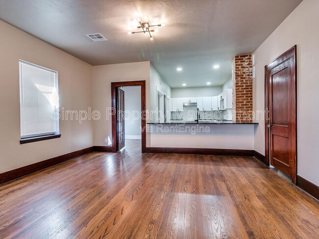 property at 421 NW 25th St