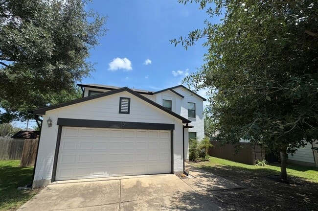 109 Kendall Cove in Elgin, TX - Building Photo - Building Photo