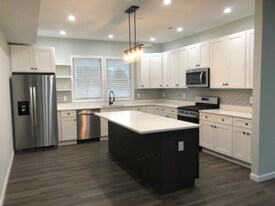 43 Oread St in Worcester, MA - Building Photo