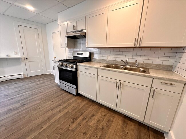 property at 76 Vineyard Ave