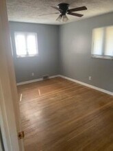 1861 Hove Rd in Columbus, OH - Building Photo - Building Photo