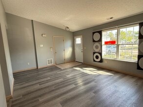 7294 Aplin Dr in Reynoldsburg, OH - Building Photo - Building Photo