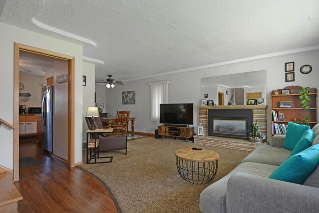 602 E 73rd St in Richfield, MN - Building Photo - Building Photo