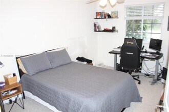 2568 Jardin Pl in Weston, FL - Building Photo - Building Photo