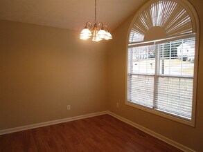 326 Pioneer Trail in Dallas, GA - Building Photo - Building Photo