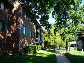 Maple Ridge Apartments in Hyattsville, MD - Building Photo - Building Photo