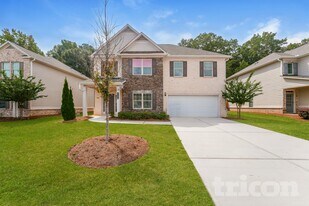 4182 Bella View Dr in Snellville, GA - Building Photo